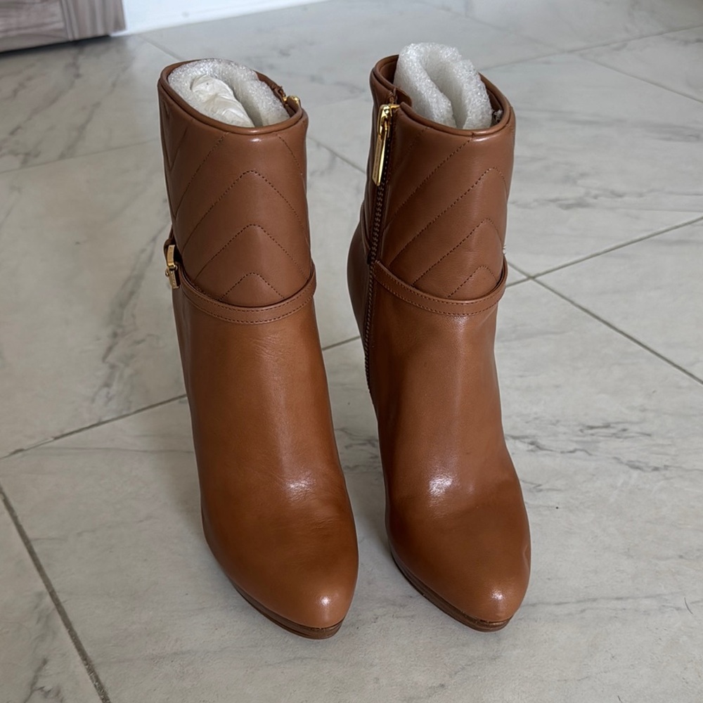 Elegant Brown Leather Ankle Boots